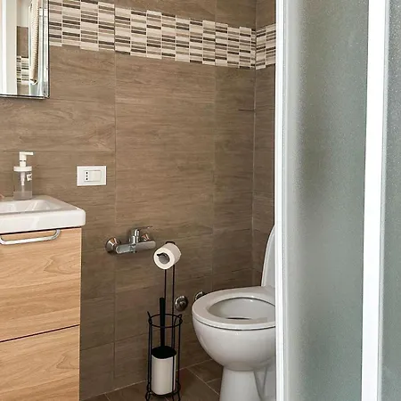 度假居 4 Bedroom Pet Friendly In *